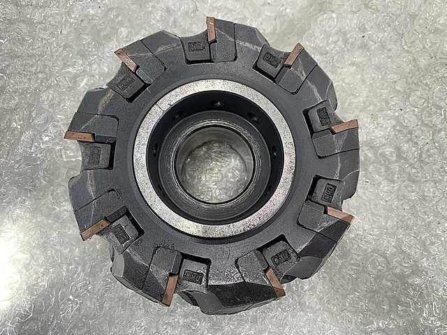 C185135 フェイスミル イゲタロイ DHGF125R_1