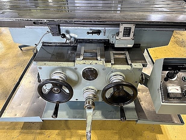 H019768 万能フライス 武田機械 TK-US3N-LH_5