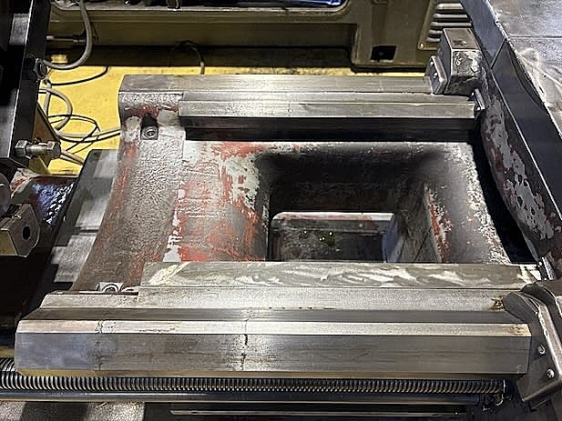 H019842 汎用旋盤 中部工機 CLL-1000_4