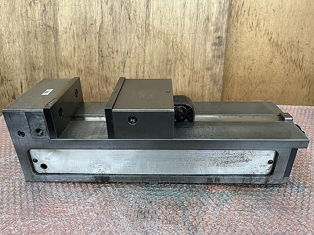 C185721 ロックタイト精密マシンバイス ナベヤ LTCV160H_0