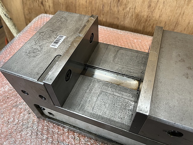 C185722 ロックタイト精密マシンバイス ナベヤ LTCV160H_1