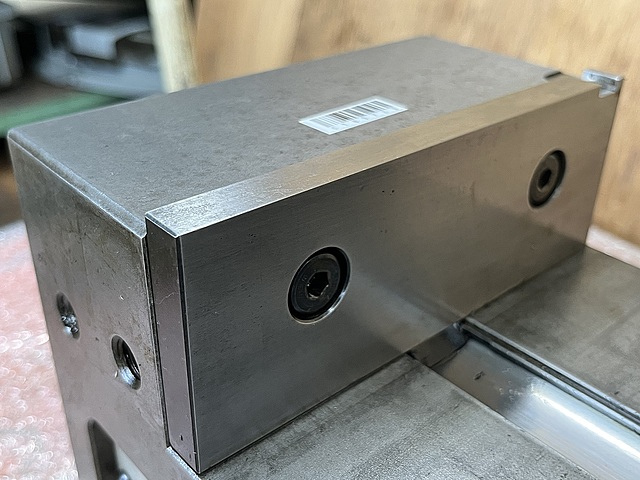 C185723 ロックタイト精密マシンバイス ナベヤ LTCV160H_2