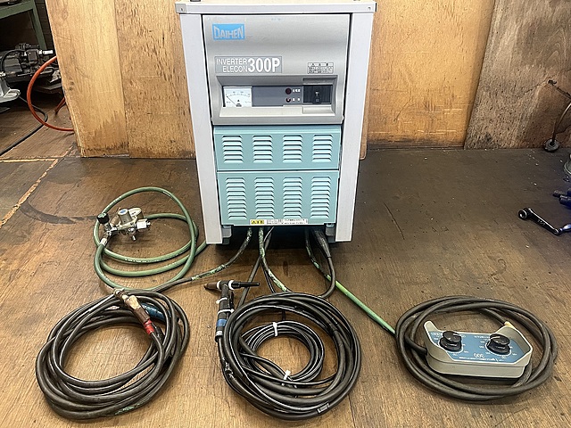 C181805 ＴＩＧ溶接機 ダイヘン AVP-300(S-4)_0