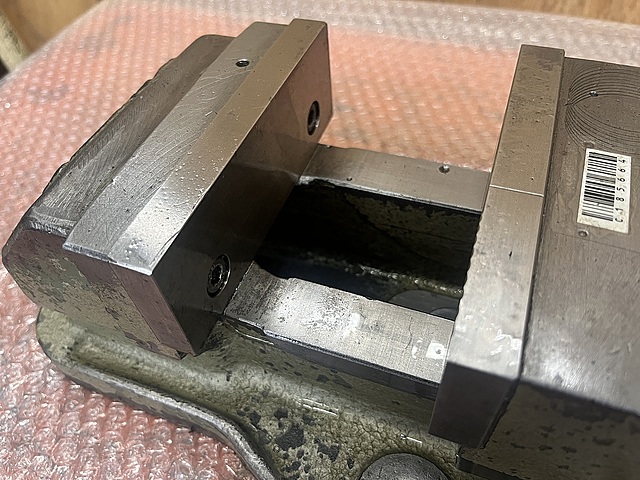 C185664 油圧バイス 武田機械 TK-125HVS_1