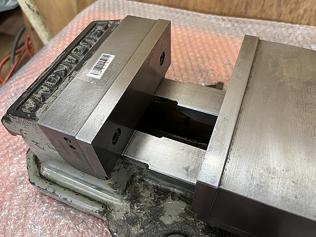 C182855 油圧バイス 津田駒 VH-150_1