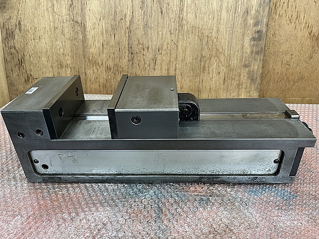 C185800 ロックタイト精密マシンバイス ナベヤ LTCV160H_0