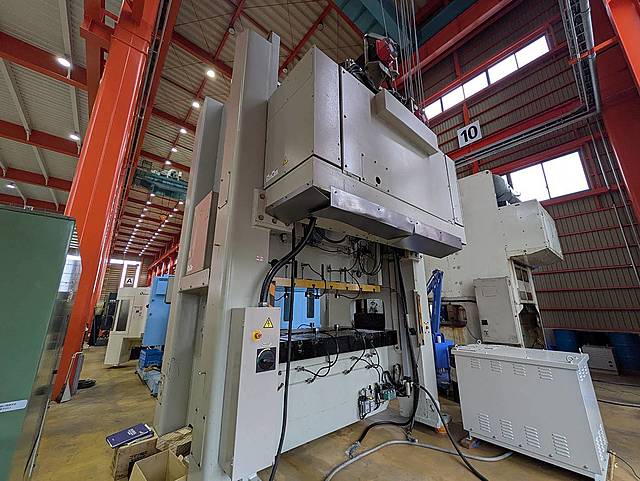 P008552 サーボプレス コマツ H2W300_2