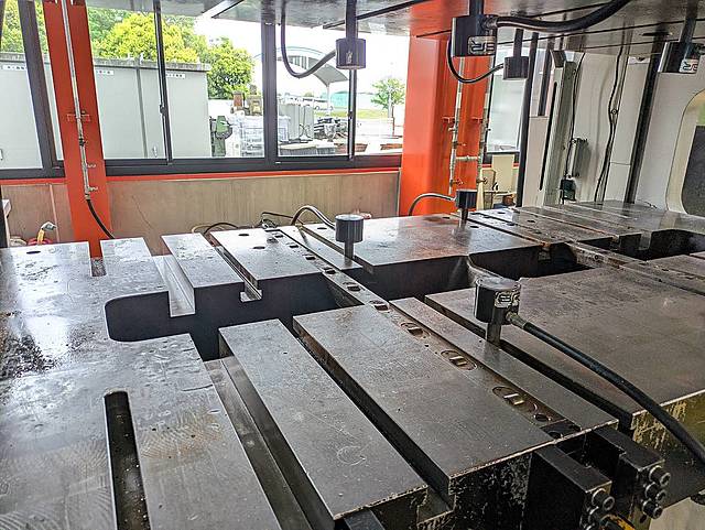 P008552 サーボプレス コマツ H2W300_6