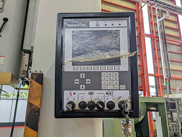 P008552 サーボプレス コマツ H2W300_8