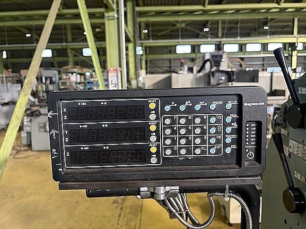 H019939 万能フライス 新潟鉄工 2UMD_6