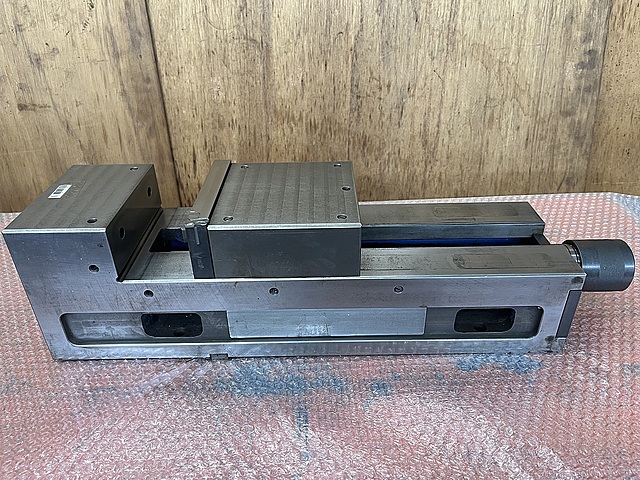 C185786 ロックタイト油圧バイス ナベヤ FA VISE 150