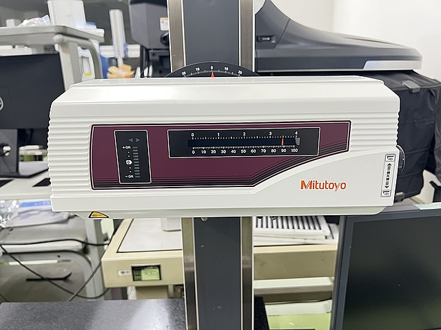 C180691 輪郭形状・表面粗さ測定機 ミツトヨ CS-3100S4(525-381)_1