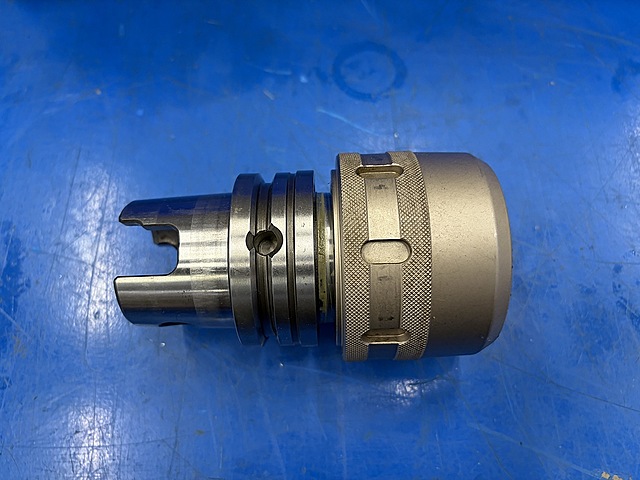 C185245 ミーリングチャック 黒田精工 KM63XMZ CTR32-80Y