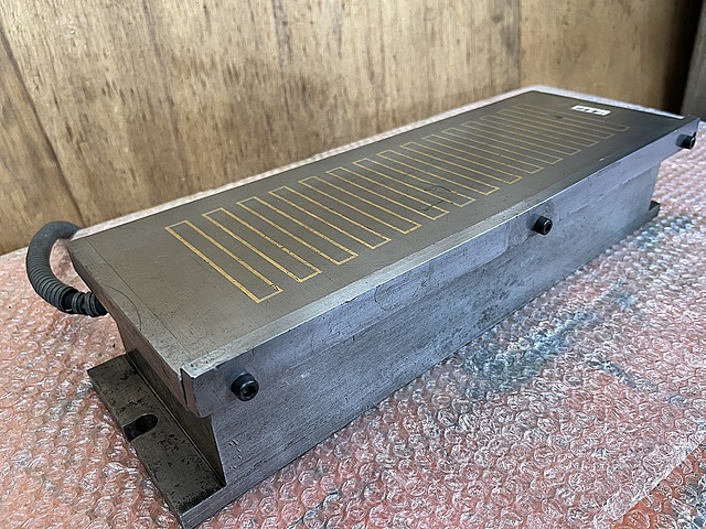 A119446 電磁チャック --_2
