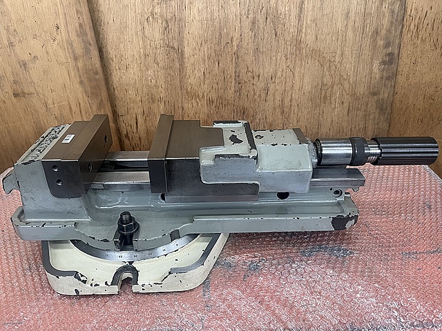 C186901 油圧バイス 津田駒 VH-150