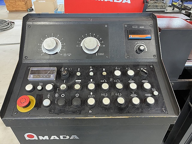 H020055 バンドソー アマダ HK650_4