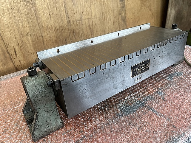 C187365 電磁チャック KANETSU KET-1545U_2