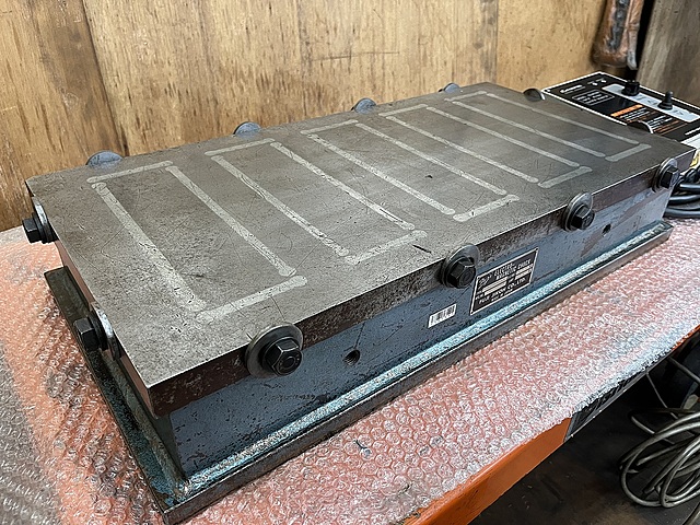 C187367 電磁チャック 富士磁工 SFAH300×600_2