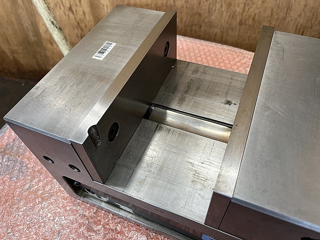 C174502 ロックタイト精密マシンバイス ナベヤ LTCV200_1