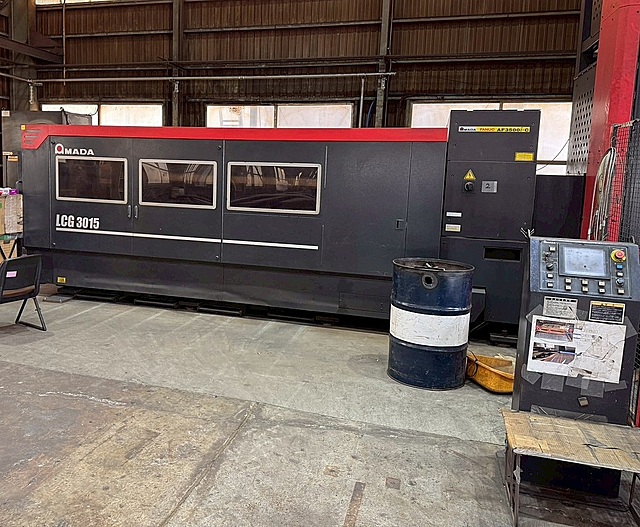 G006083 CO2レーザ切断機 アマダ LCG3015