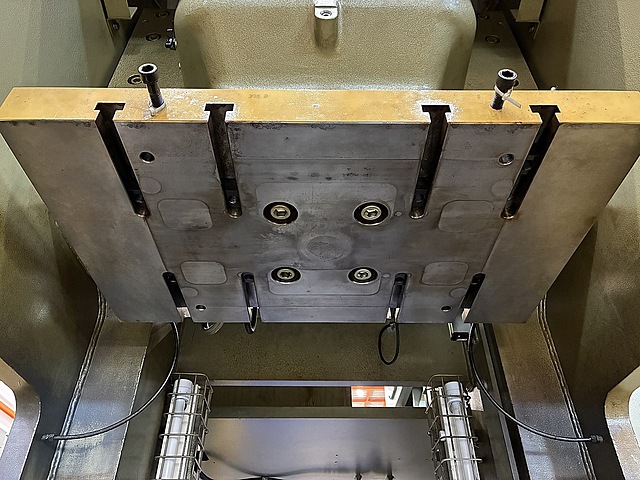 H020026 サーボプレス コマツ H1F150_3