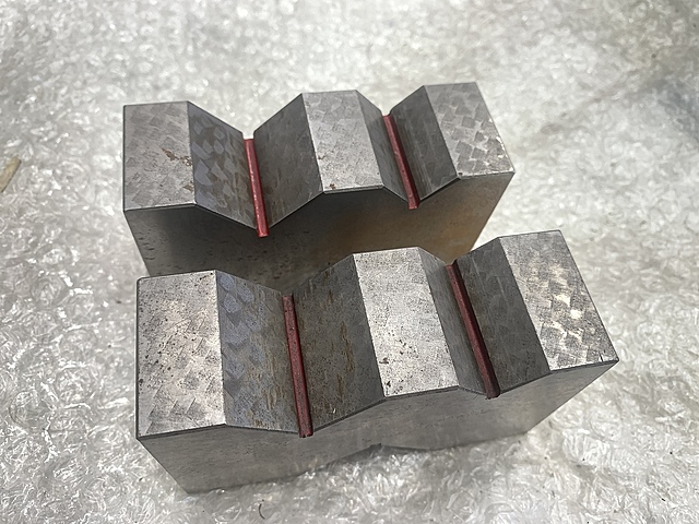 C188466 Vブロック --_1