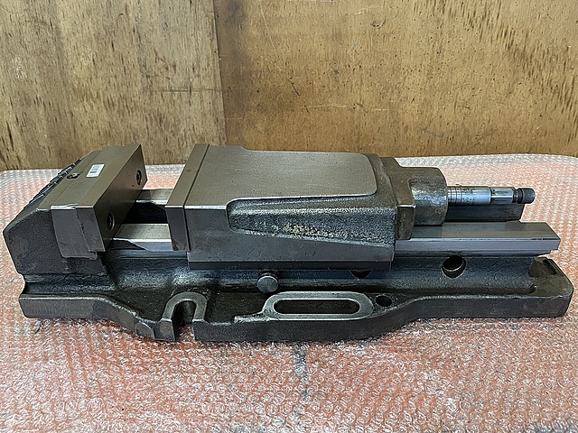 C188485 油圧バイス 武田機械 TK-150HVS