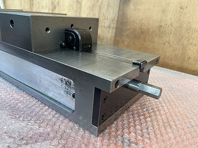 C187920 ロックタイト精密マシンバイス ナベヤ LTCV200_5