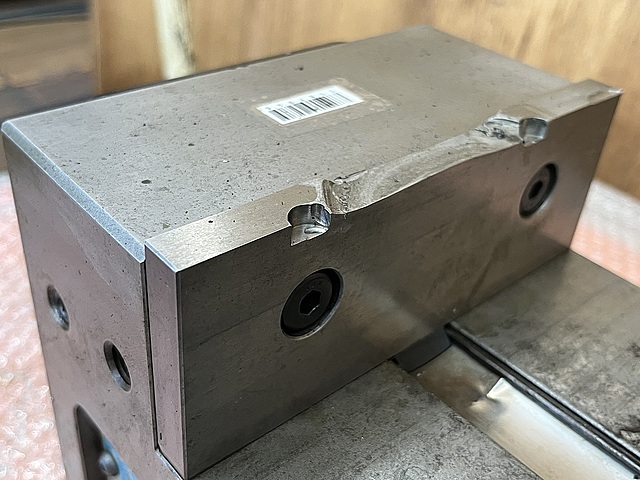 C187946 ロックタイト精密マシンバイス ナベヤ LTCV160H_2