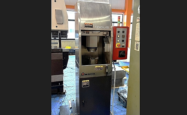 H020212 金型研磨機 アマダ TOGUⅢ