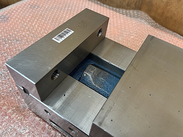 C189232 精密マシンバイス ナベヤ LT150MC_1