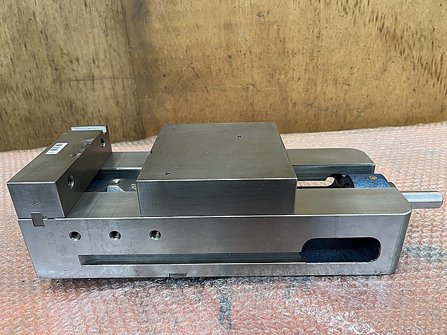 C189233 精密マシンバイス ナベヤ LT150MC_0