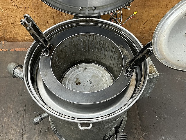 C188674 ペールカン用脱油機 田中技研 TBP-12_2