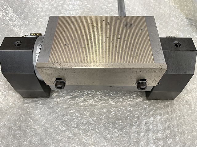 C189835 可傾形永磁チャック カネテック RMWH-713U_1