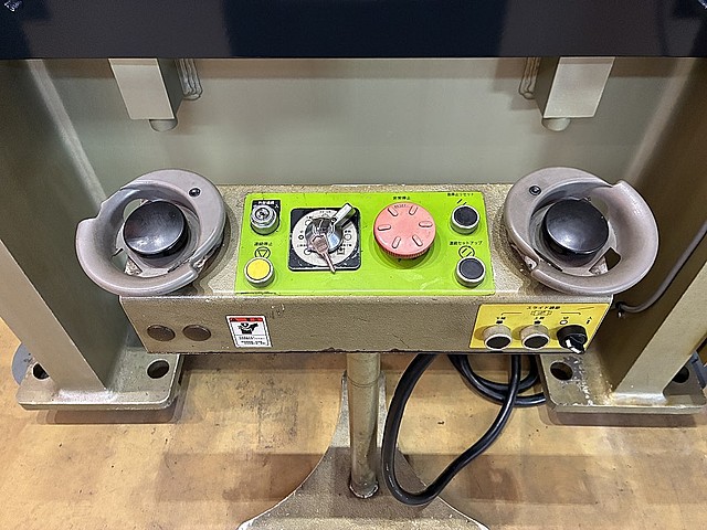H020026 サーボプレス コマツ H1F150_4